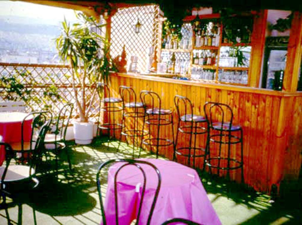 Filoxenia Hotel Athens Exterior photo